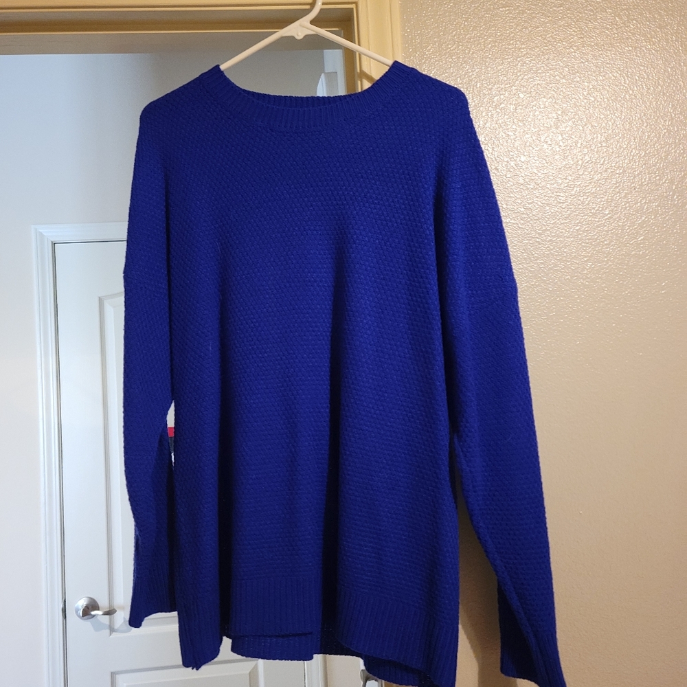 Waffle style sweater
